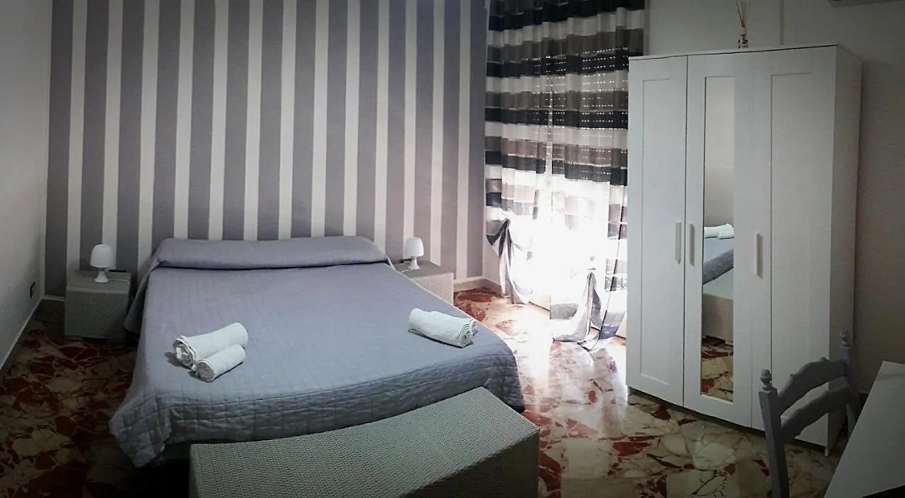 Al Civico 8 - Palermo Bed & Breakfast